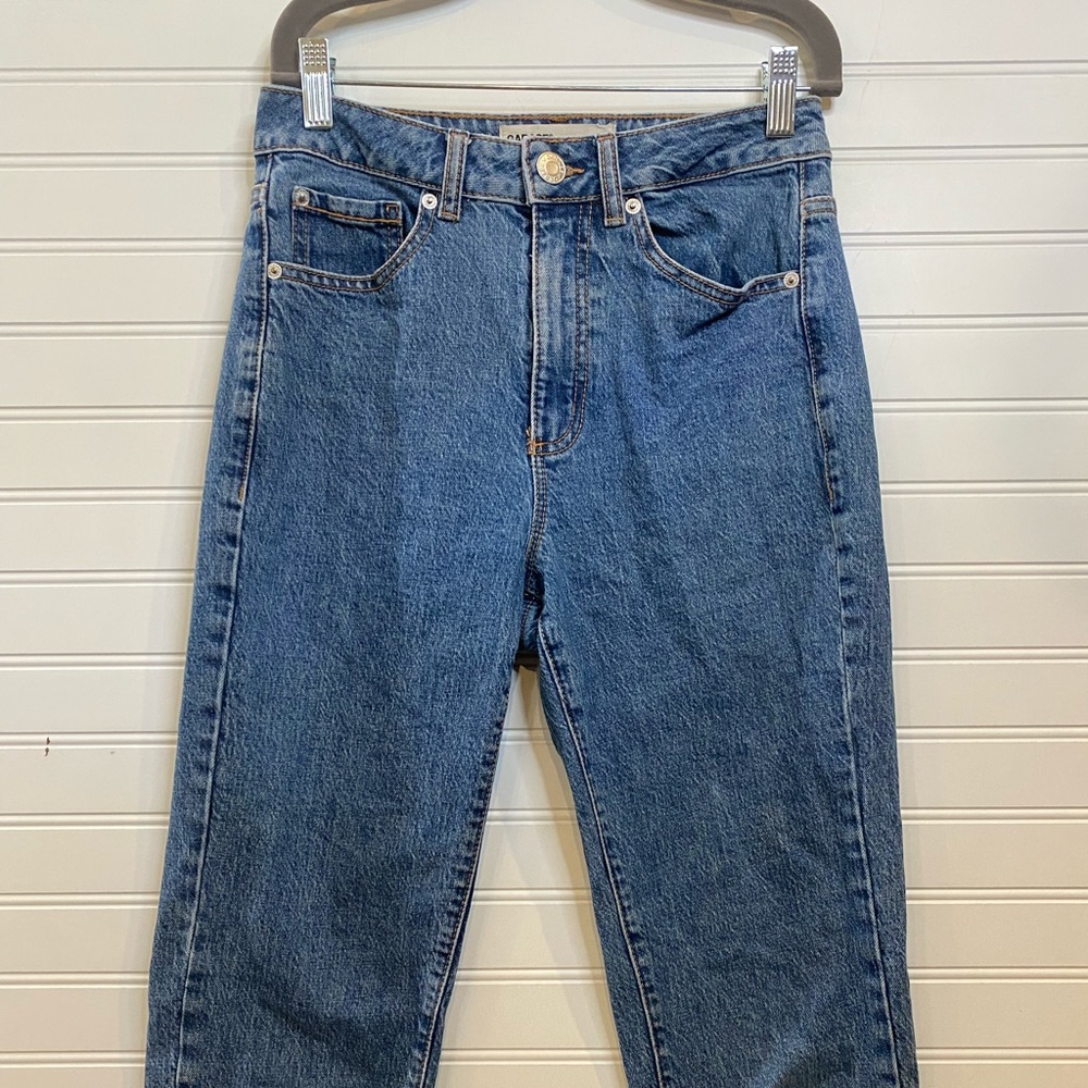 Mom jeans
